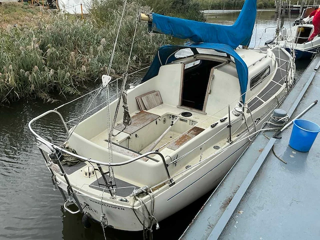 Larrson vega 27 kajuit zeiljacht - afbeelding 7 van  14