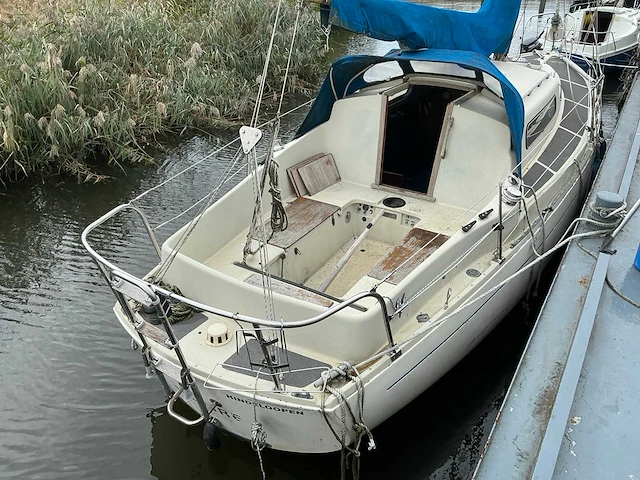 Larrson vega 27 kajuit zeiljacht - afbeelding 8 van  14