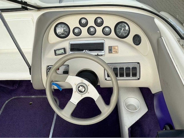 Larson 174 sei speedboot - afbeelding 10 van  31