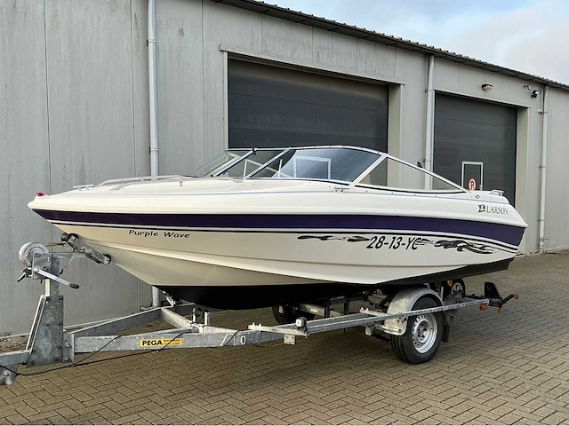 Larson 174 sei speedboot - afbeelding 1 van  31