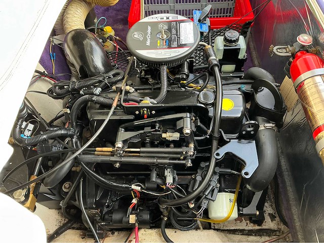 Larson 174 sei speedboot - afbeelding 15 van  31