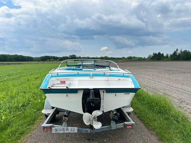 Larsson - all america - volvo penta 230 - 5.2meter - speedboot - met aanhanger - 1991 - afbeelding 2 van  11