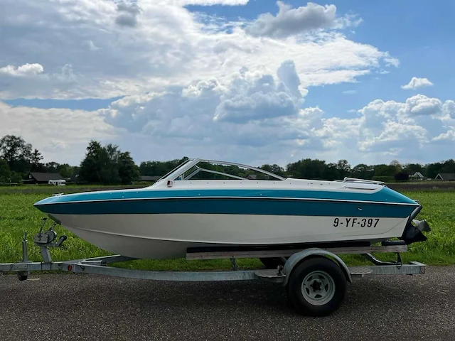 Larsson - all america - volvo penta 230 - 5.2meter - speedboot - met aanhanger - 1991 - afbeelding 5 van  11