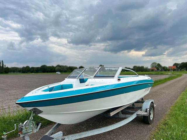 Larsson - all america - volvo penta 230 - 5.2meter - speedboot - met aanhanger - 1991 - afbeelding 6 van  11