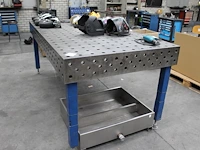 Las- / opspan-tafel met afmeting 240 x 120 cm. in hoogte verstelbaar. bladdikte 25 mm. - afbeelding 1 van  2