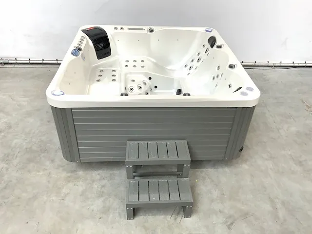 Las vegas jacuzzi 5 persoons - afbeelding 1 van  18