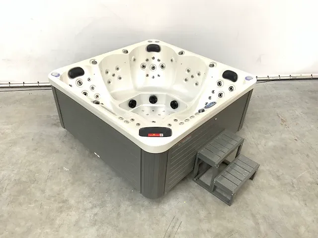 Las vegas jacuzzi 5 persoons - afbeelding 14 van  18