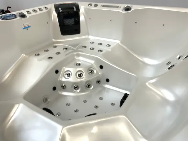 Las vegas jacuzzi 5 persoons - afbeelding 17 van  18