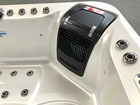 Las vegas jacuzzi - afbeelding 7 van  20