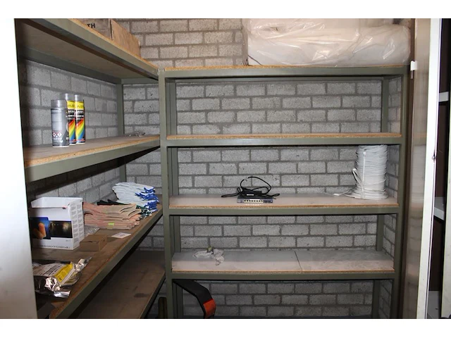 Lasattributen w.o. handschoenen, filters en schuurmiddelen. - afbeelding 1 van  3