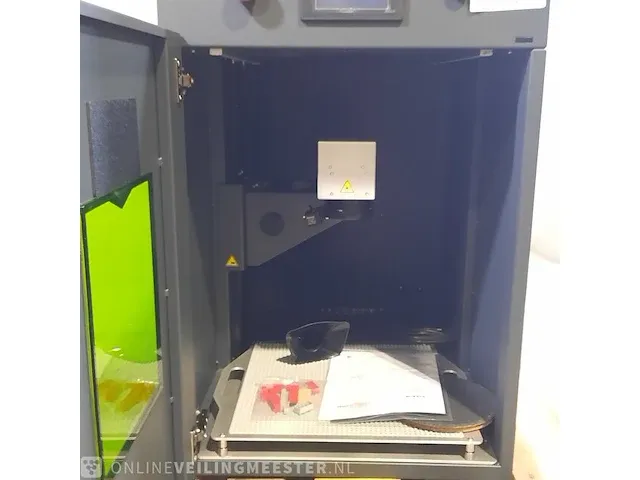 Laser grafeermachine lion lasers, lion fiber nano 20w, bouwjaar 2023 - afbeelding 19 van  20