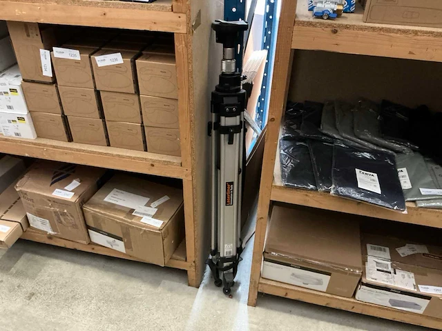 Laserliner 300 bouwlaser statief - afbeelding 2 van  3