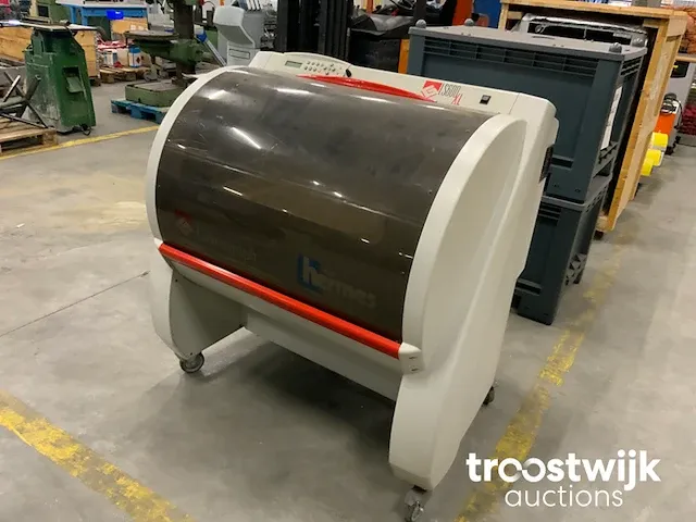 Lasermachine - afbeelding 3 van  8