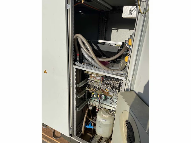 Lasermarkeersysteem - sht - bls100 - diverse metaalbewerking - 1999 - afbeelding 5 van  10