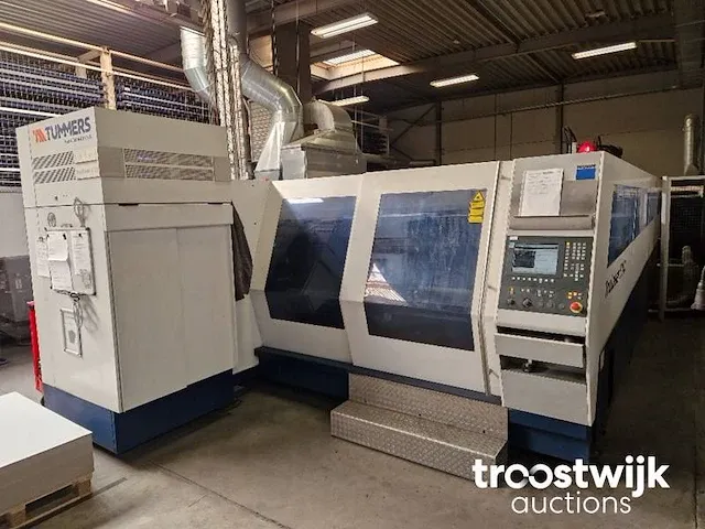 Lasersnijmachine - afbeelding 1 van  18