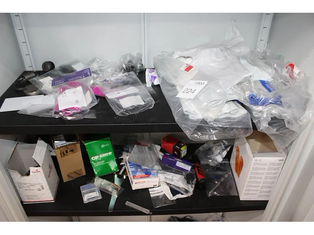 Lasgerelateerde producten w.o. handschoenen, gehoorbescherming, schuurbanden, polijstkoppen, rubbers, etc. ... - afbeelding 3 van  4