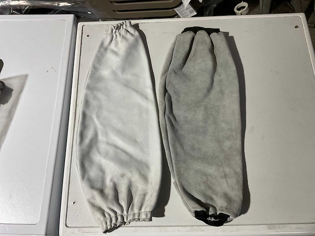 Lashandschoenen, mouwen, elektroden en kap - afbeelding 10 van  11