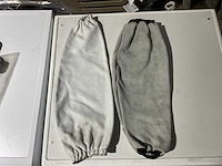 Lashandschoenen, mouwen, elektroden en kap - afbeelding 10 van  11