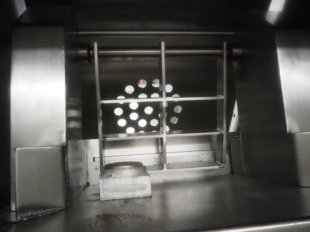 Laska - afbeelding 8 van  11