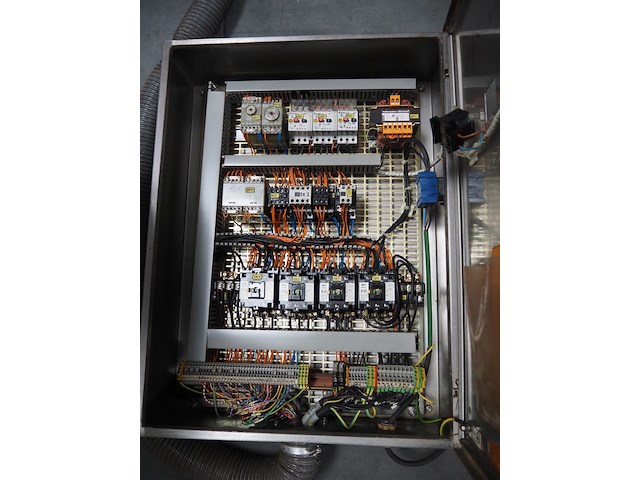 Laska - afbeelding 4 van  13