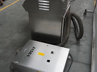 Laska - afbeelding 8 van  13