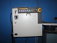 Lasrobot fanuc arcmate 100i met besturingskast fanuc system r-j3, handterminal teach pendant en draaiplatea... - afbeelding 10 van  10