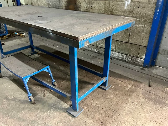 Lastafel 250x100x104cm v.v. verhoger - afbeelding 3 van  3