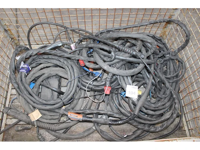 Lastoortsen met bedrading. let op: exclusief mand. - afbeelding 1 van  2
