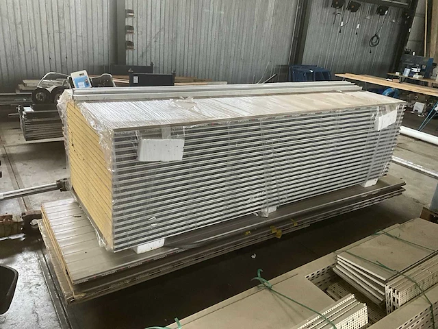Lattonedil 40mm sandwichpanelen - afbeelding 2 van  5