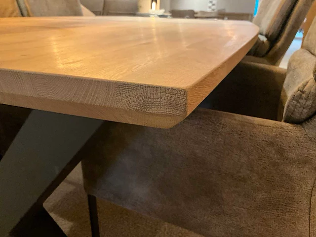 Laura eiken eetkamertafel - afbeelding 6 van  7