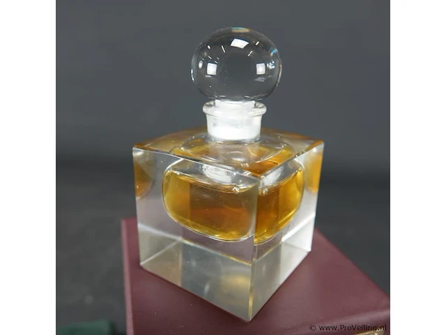 Lauren. ralph lauren parfum in kristal - afbeelding 2 van  5