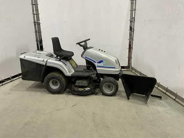 Lawn boss 6015h zitmaaier hydrostaat - afbeelding 6 van  12