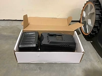 Lawnmaster b-1-1-2. vbrm16 ocumow robotmaaier - afbeelding 4 van  7