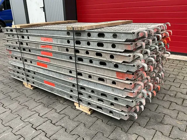 Layher allround - stalen vlonder buisoplegging 2,07 mtr - steigers (30x) - afbeelding 1 van  10