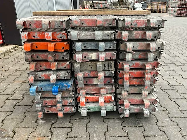 Layher allround - stalen vlonder buisoplegging 2,07 mtr - steigers (30x) - afbeelding 5 van  10