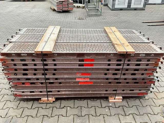 Layher allround - stalen vlonder buisoplegging 2,07 mtr - steigers (30x) - afbeelding 8 van  10