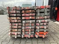 Layher allround - stalen vlonder buisoplegging 2,57 mtr - steigers (30x) - afbeelding 7 van  8