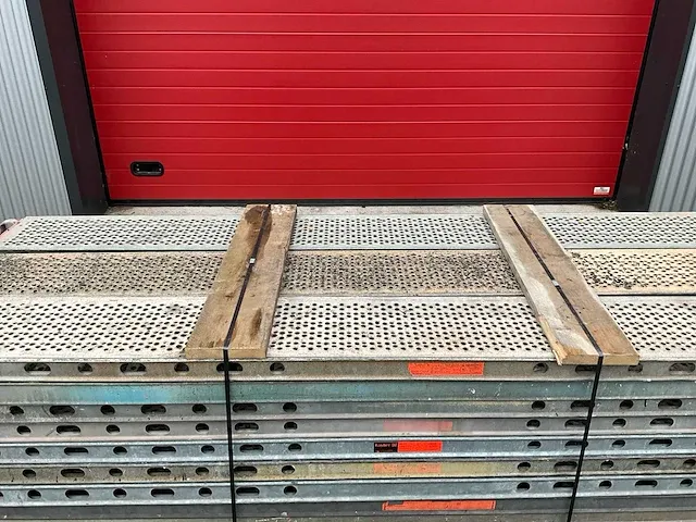 Layher allround - stalen vlonder buisoplegging 3,07 mtr - steigers (30x) - afbeelding 9 van  9