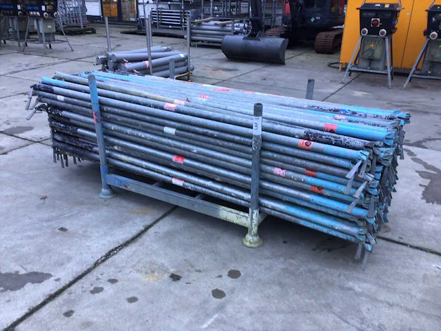 Layher allround liggers 2.57m (150x) - afbeelding 1 van  3