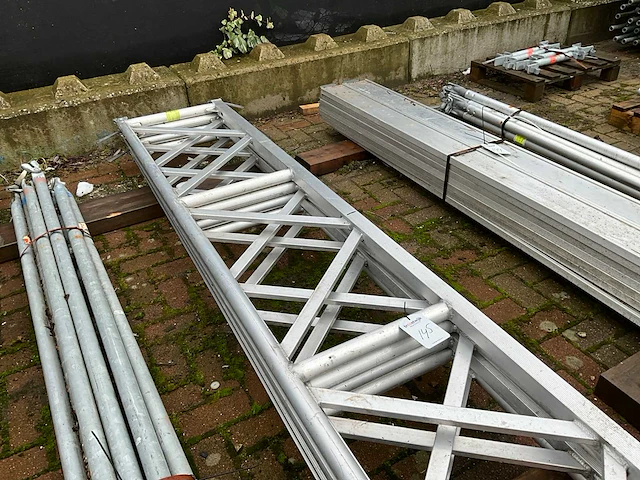 Layher allround systeem tralie ligger (4x) - afbeelding 2 van  3