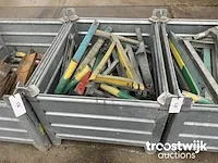 Layher console in metalen bak - afbeelding 1 van  3