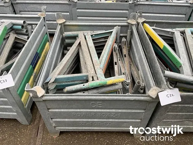 Layher console in metalen bak - afbeelding 1 van  2