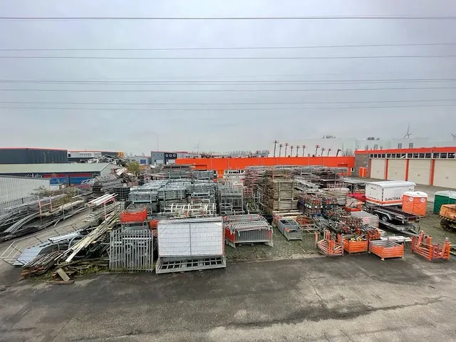 Layher / custer / dutch - allround - bouwsteigers - zeer grote partij stalen en aluminium steigermateriaal - afbeelding 4 van  88