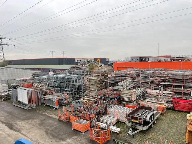 Layher / custer / dutch - allround - bouwsteigers - zeer grote partij stalen en aluminium steigermateriaal - afbeelding 5 van  88