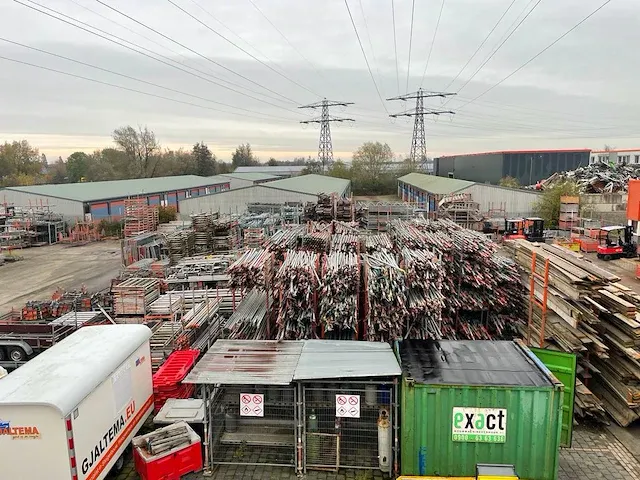 Layher / custer / dutch - allround - bouwsteigers - zeer grote partij stalen en aluminium steigermateriaal - afbeelding 13 van  88