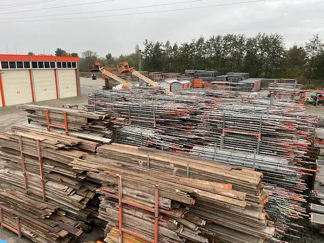 Layher / custer / dutch - allround - bouwsteigers - zeer grote partij stalen en aluminium steigermateriaal - afbeelding 12 van  88