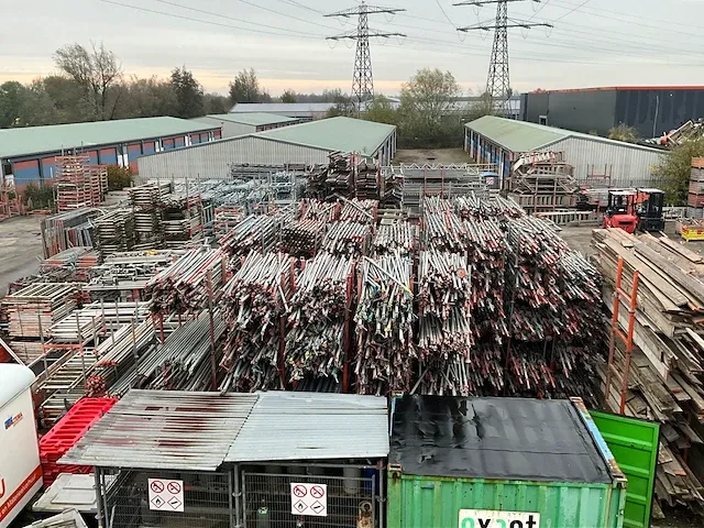 Layher / custer / dutch - allround - bouwsteigers - zeer grote partij stalen en aluminium steigermateriaal - afbeelding 38 van  88
