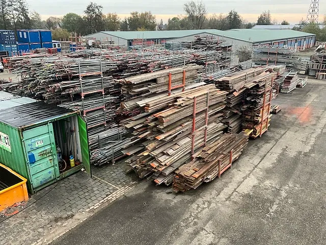Layher / custer / dutch - allround - bouwsteigers - zeer grote partij stalen en aluminium steigermateriaal - afbeelding 55 van  88