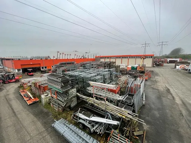 Layher / custer / dutch - allround - bouwsteigers - zeer grote partij stalen en aluminium steigermateriaal - afbeelding 60 van  88