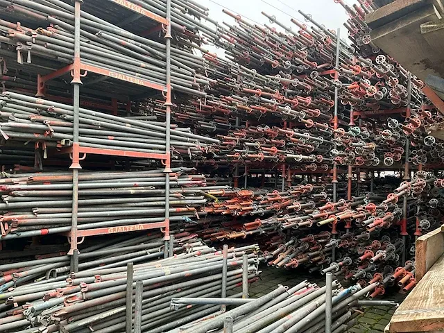 Layher / custer / dutch - allround - bouwsteigers - zeer grote partij stalen en aluminium steigermateriaal - afbeelding 77 van  88